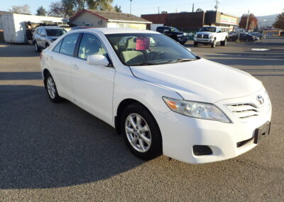 2011 TOYOTA CAMRY BASE 2.5 L